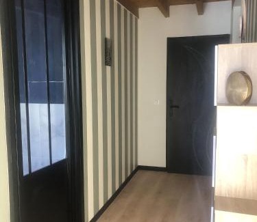 Garganvillar Bed & Breakfast | Labastilac chambre plume