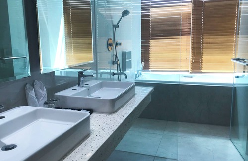 Ambarita Hotel | Labersa Hotel & Convention Center Samosir