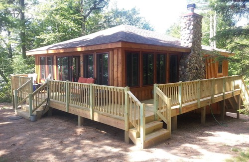 Stone Lake Cottage | Lac Courte Oreilles Waterfront Cottage feet from the lake.