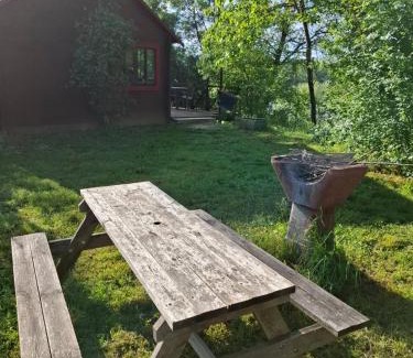 Cazals-des-Bayles Ski Chalet | Lac de Latournerie