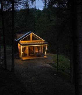 Colibita Cabin | Lacașul Lupilor