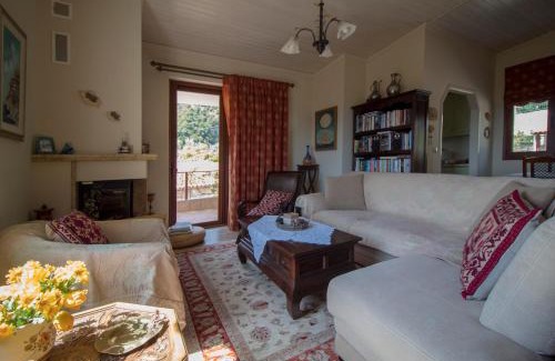 Tripi House | Laconian Collection Ano Chora Vordonia