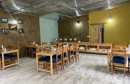 Hundur Bed & Breakfast | Ladakh Mountian Escape Camp by LexStays