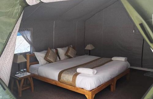 Hundur Bed & Breakfast | Ladakh Mountian Escape Camp by LexStays