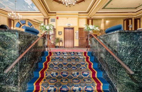 Marietta Hotel | Lafayette Hotel Marietta