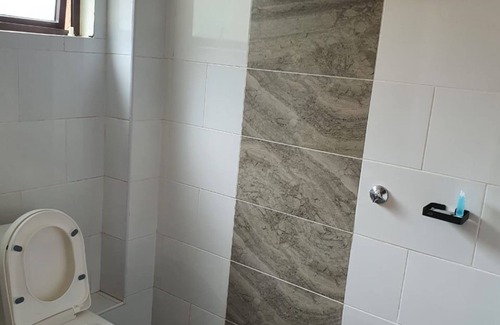 Kutus Hotel | Lagoon Resort & Spa