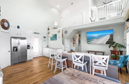Flour Bluff House | Laguna Sunrise | Water Views, Private Pool + Minutes to Padre Island & Beaches