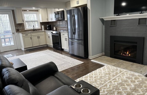 Rotterdam Junction Cottage | Lake Cottage Near Saratoga