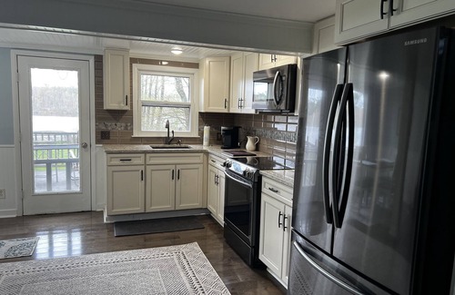 Rotterdam Junction Cottage | Lake Cottage Near Saratoga