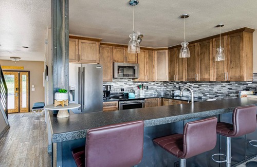Corinthian Hills House | Lake Dillon Retreat Townhome: Panoramic Lake, Mountain Views