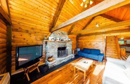 Green Mountains House | Lake Eden Escape