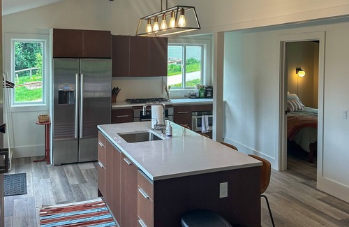 Williston House | Lake Escape: Newly Renovated Waterview Home with Lake Access