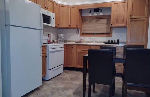 Houghton Lake Cabin | Lake Front Cabin with Amazing Views!