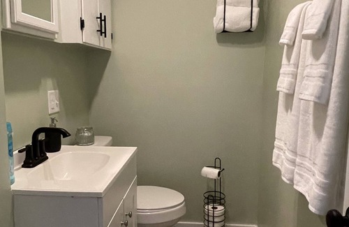 Lake Waccamaw House | Lake front home on beautiful coastal natural lake