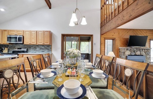 Gouldsboro House | Lake Front, Ski,Hot Tub, Fire Pit, FP, Boats, Beach