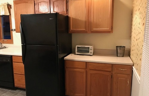 Pell Lake Cottage | Lake Geneva Cottage - Enjoy the fall colors - Fat Tire Ride/TacoFest/Oktoberfest