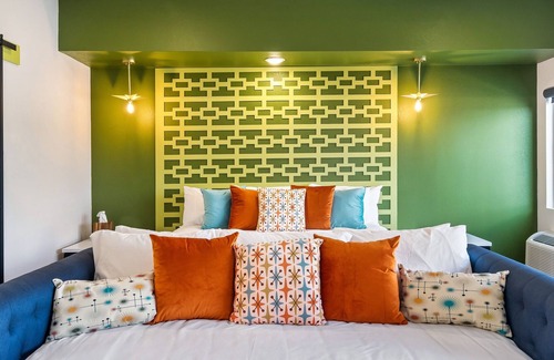 Dandridge Villa | Lake Hair, Don't Care by RedAwning