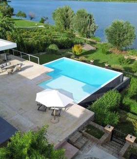 Petrovaradin Villa | Lake House by NIVO