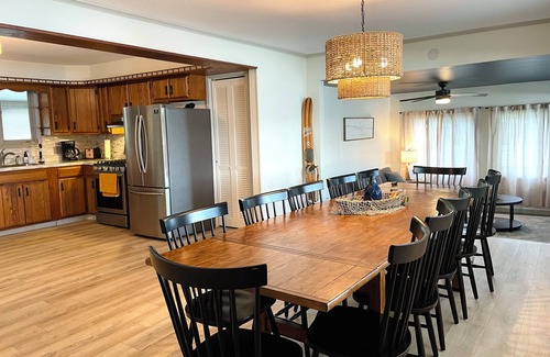 Brimfield House | Lake House | Kayaks | Patio/Deck | Private Pier