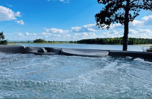 Walker House | Lake House With Beautiful Views Near Walker Bay