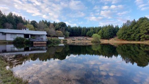 Dullstroom House | Lake House