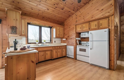 Muskoka Lakes Cottage | Lake Joseph Stills Bay Retreat