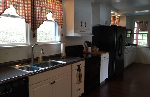 Penn Yan Cottage | Lake Keuka Fun & Sun i