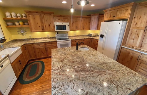 Markesan House | Lake Life at its finest. Year around recreation, beauty, fun, and relaxation!