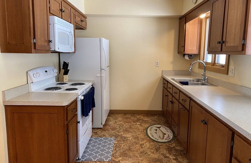 Crandon House | Lake Lucerne Family Getaway, private setting close to town