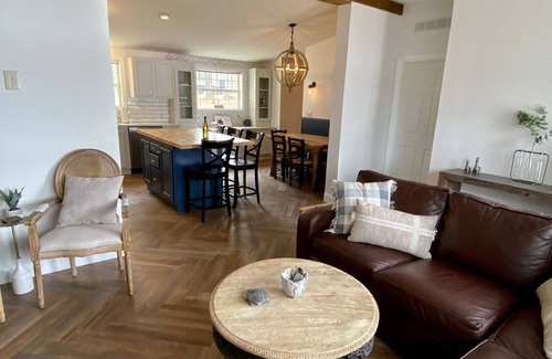 Gloversville House | Lake Mayfield Retreat - Beautiful Lakefront Property!