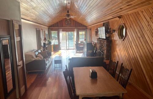 Hamilton Villa | Lake Moraine Home #7 Near Colgate University