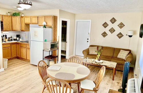 Panora Apartment | Lake Panorama Studio