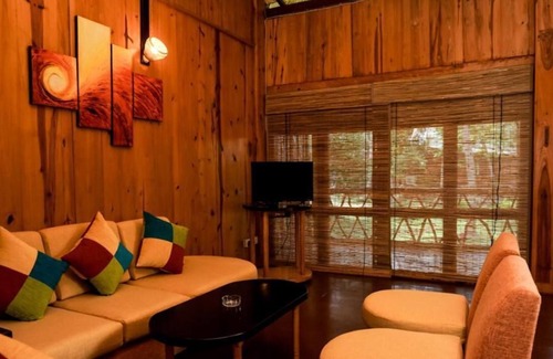 Maha Gonadoowa Hotel | lake resort bolgoda