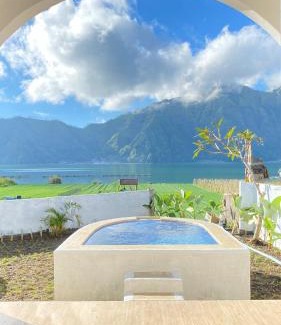 Sei Pinang Cabin | Lake Side retreat