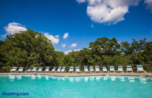 Gordonville Other | Lake Texoma Camping Resort Cabin 1