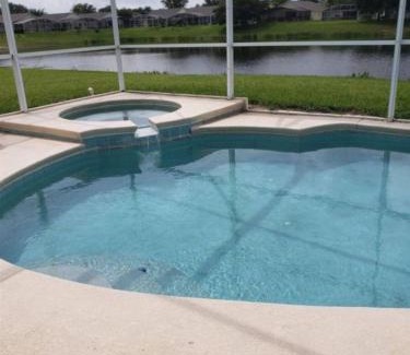 Clear Creek Villa | Lake Therapy