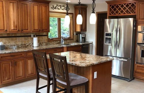 Tower House | Lake Vermilion, 3 bed/3 bath home, plus/loft & bunkhouse on Daisy Bay w/2 docks!