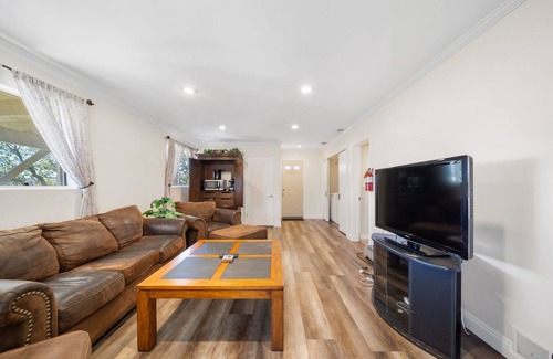 Lake Arrowhead House | Lake View Home & Guest House - Pet-Friendly Vacation Rental In Lake Arrowhead CA