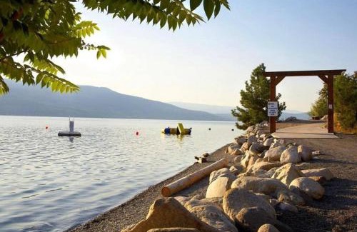Central Okanagan House | Lake View! Steps to the Pool! Pet Friendly!