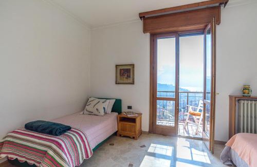 Mandello del Lario Villa | Lake View Villa with Private Parking
