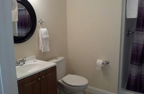 Weirs Beach Hotel | Lake Winnipesaukee Motel