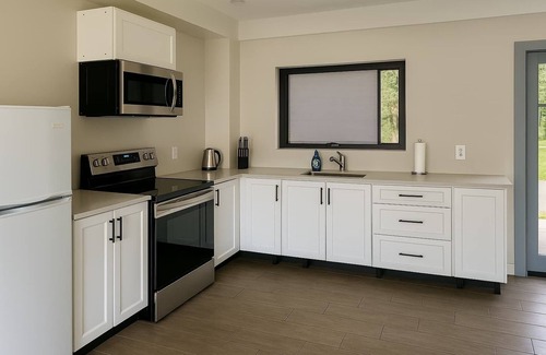 Lakefield House | Lakefield House Rental - Spacious 3-Bedroom Home on the Lake