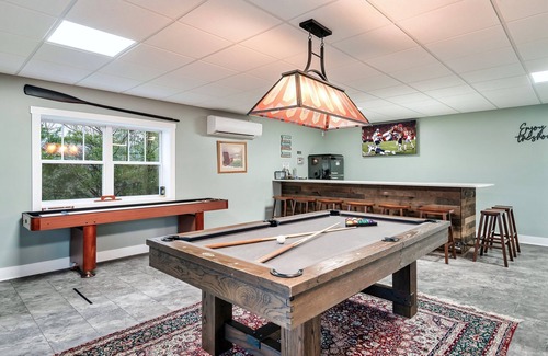 Dandridge House | Lakefront - 2 Homes! Private!