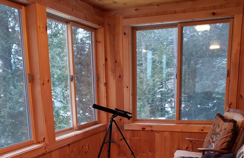 Saranac Lake Cottage | Lakefront 3 bedroom, 1 1/2 bath cottage on Lower Saranac Lake with private dock