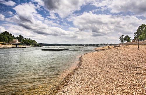 Cleora House | Lakefront Afton Cottage with Deck Walk to Boat Ramp