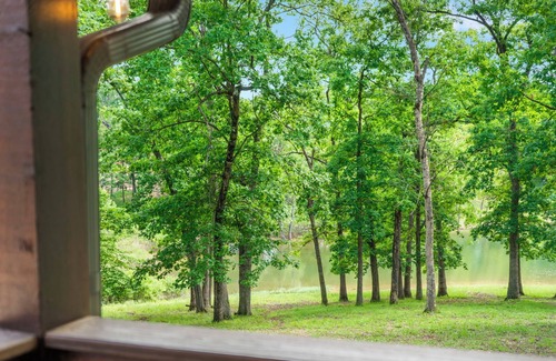 Indian Point Cabin | Lakefront cabin by SDC with boat slip!