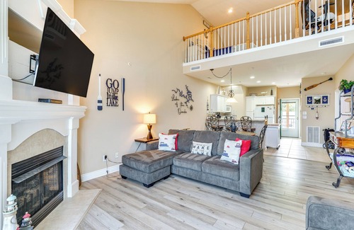 Camdenton Condo | Lakefront Camdenton Condo Near Ha Ha Tonka & Golf!