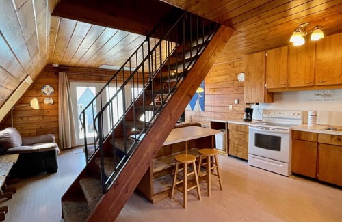 Stevensville House | Lakefront Chalet #35 w/Beach Access, Pools, Sport Courts, Fishing Pond & more!