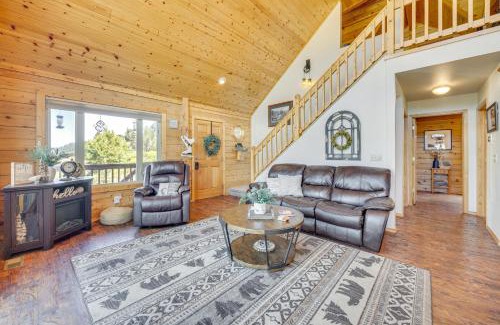 Spring Valley House | Lakefront Divide Cabin with Game Room!