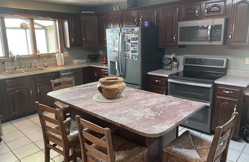 Abingdon Cabin | Lakefront Fun for All Seasons - Hot Tub, Firepit & Sleeps 21. Near Creeper Trail